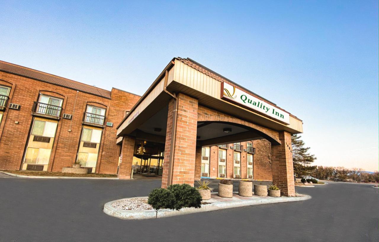 Quality Inn Vernal Near Dinosaur National Monument Exterior foto