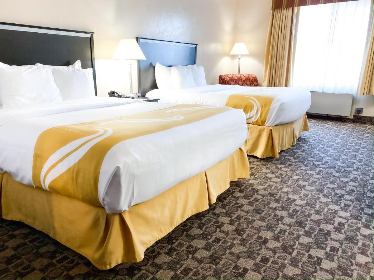 Quality Inn Vernal Near Dinosaur National Monument Exterior foto